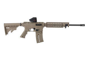 mossberg 715 rifle in FDE.